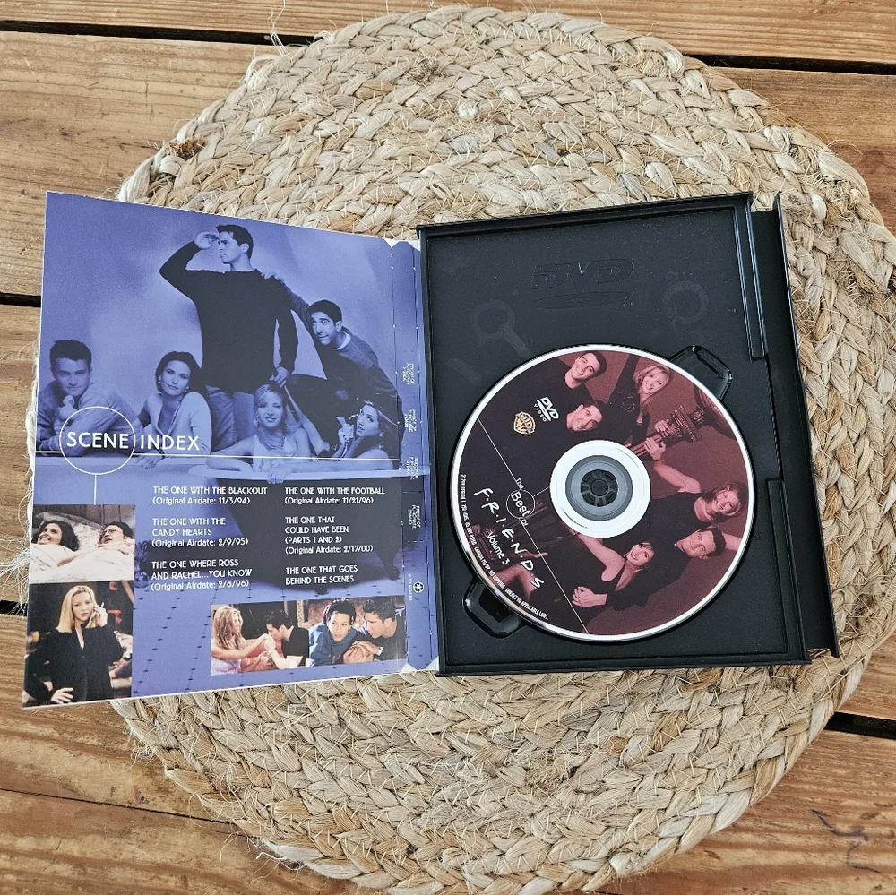Friends DVDs - Picture 4 of 5